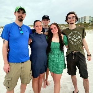 Meet your Posher, Carey